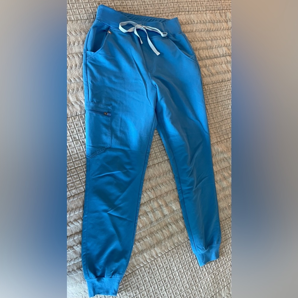 XS FIGS joggers ceil blue
